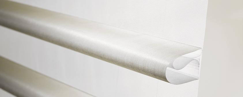 Cortinas Pirouette con láminas horizontales de tela que van  formando delicados pliegues, atractivas y lujosas.